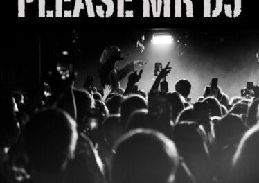 De Arabian Sax, MachiinaSA & Leloo Mazwai - Please Mr DJ Afro House King
