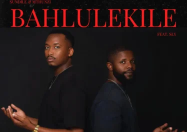 Sundile & Mthunzi - Bahlulekile (feat. Sly) Afro House King