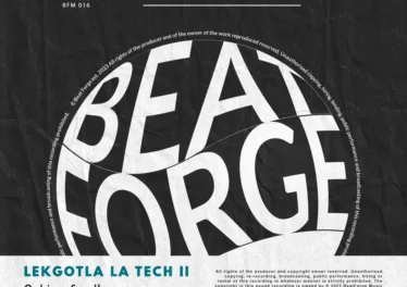 QubiqueSmall - Lekgola La Tech II Afro House King