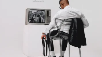 Djy Biza & Shakes & Les - Feelings (feat. Leandra.Vert) 6 Djy Biza & Shakes & Les - Feelings (feat. Leandra.Vert) Afro House King