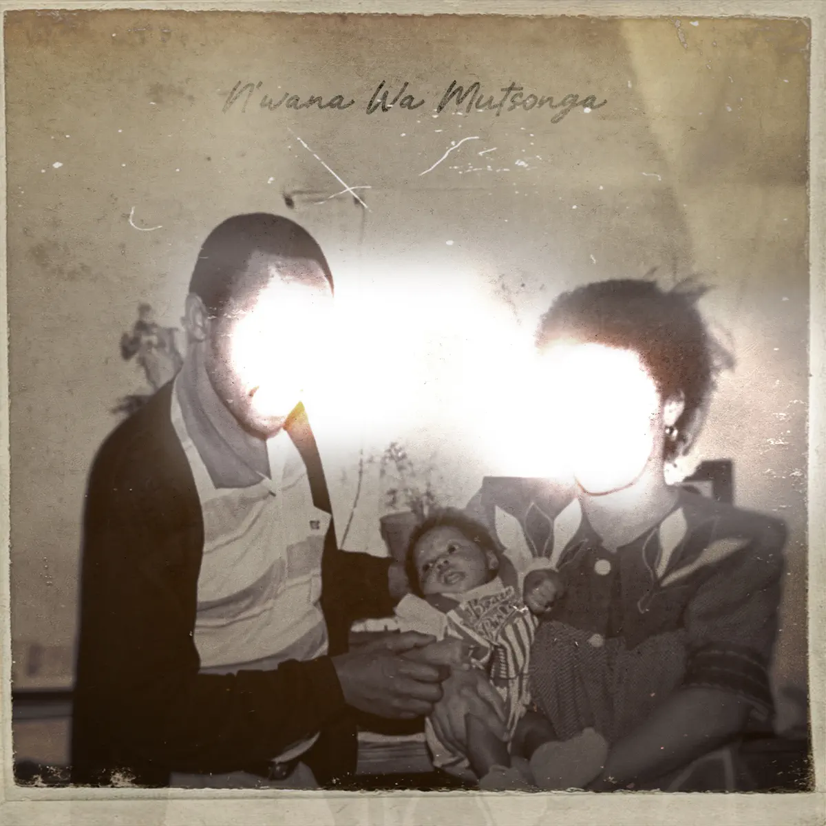  Kelvin Momo & Kabza De Small - Abafana (Vent) (feat. Thatohatsi & Tracy)