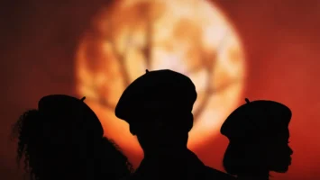 Sykes, The Sisters & MK Productions - Awukwazi (feat. Dlala Thukzin) Afro House King