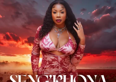 Khanya Greens, Nkanyiso Musiq & LuhTenic - Seng'khona (feat. Mphoet, Mbalizethu & Kemixal) Afro House King