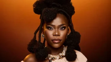 Nomfundo Moh - Farm Julia (Album) Afro House King