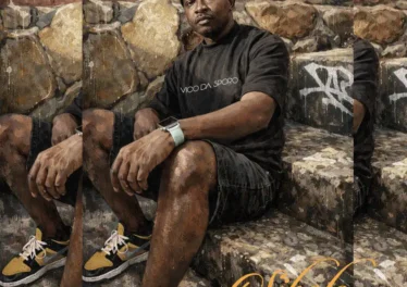 Vico Da Sporo - Sihole (feat. Sandilae) Afro House King